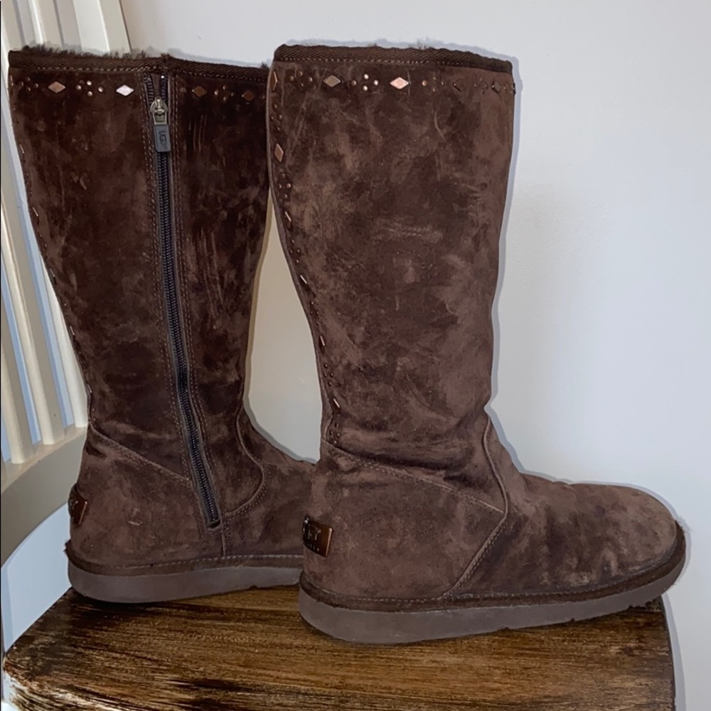 Uggs chocolate brown with brown beading